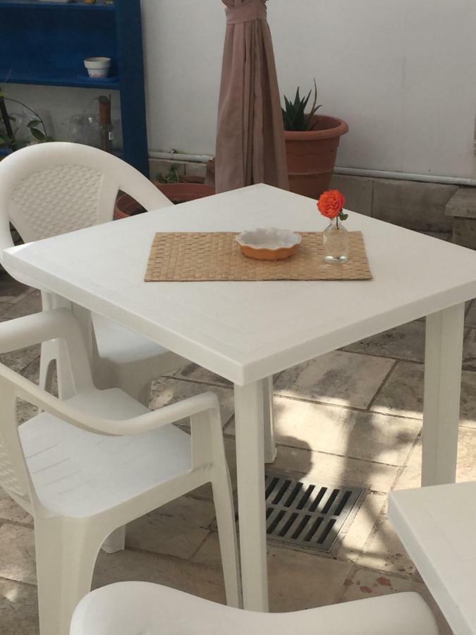 A Casa Di Gio Bed & Breakfast Лече Екстериор снимка